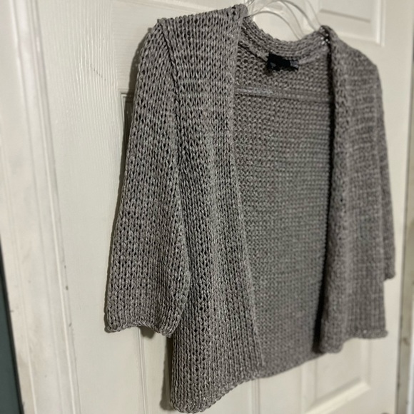 Eileen Fisher | Woven Viscose Blend Lightweight Cardigan Sweater in Light Gray - Picture 4 of 10